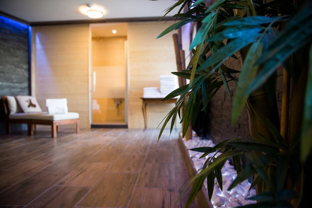 Hotel Bristol Verbier Buitenkant foto
